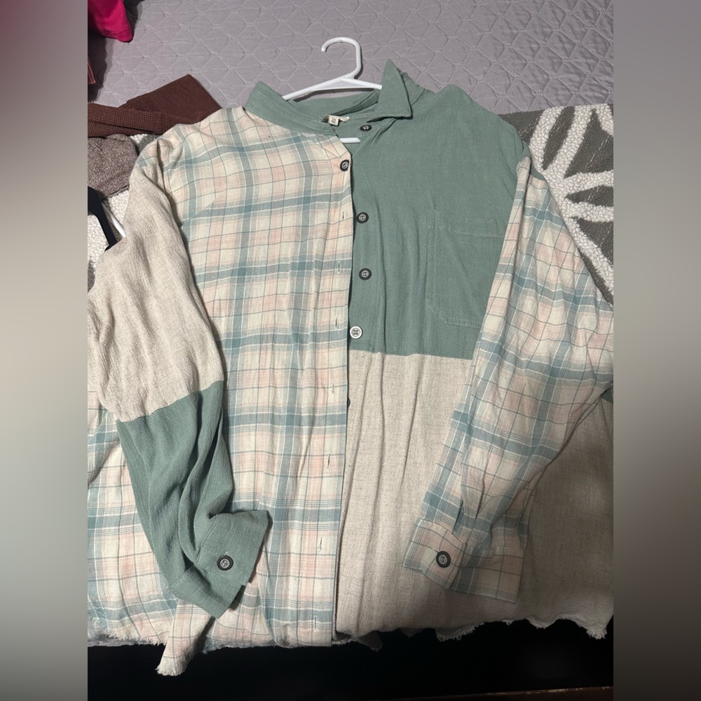 1.4.3. Story by Line Up Green and Cream Checkered Shirt
